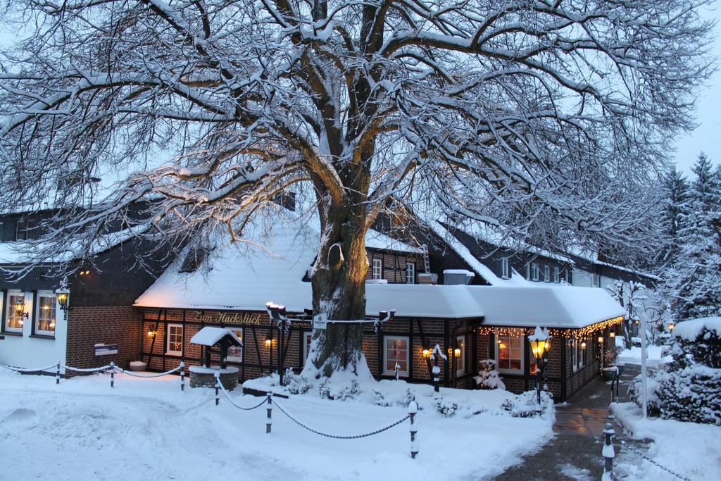 Hotel Zum Hackstueck Hattingen Esterno foto